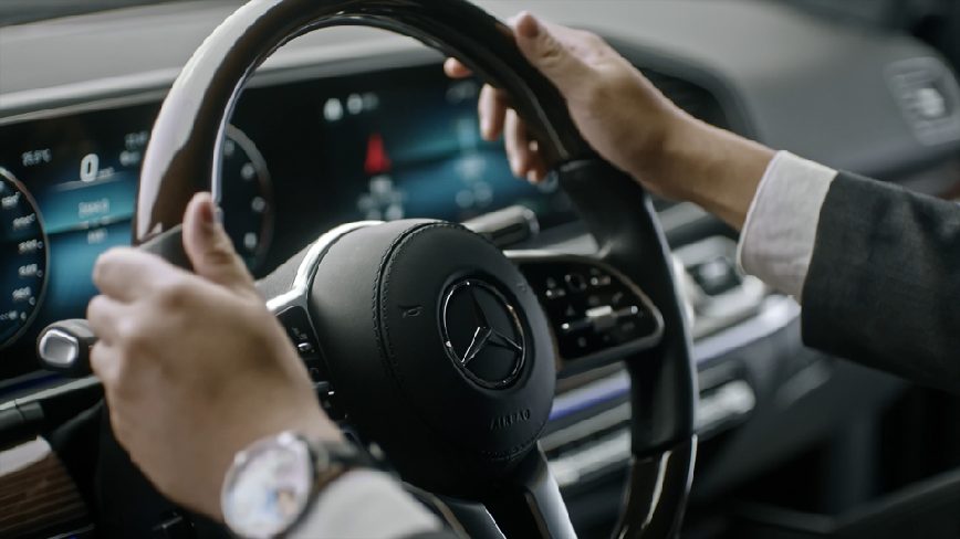 Mercedes — steering wheel